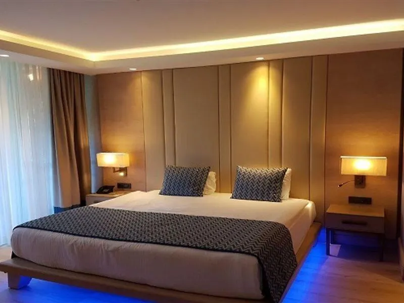 Lykia World Residence (Adults Only) 올루데니스 호텔